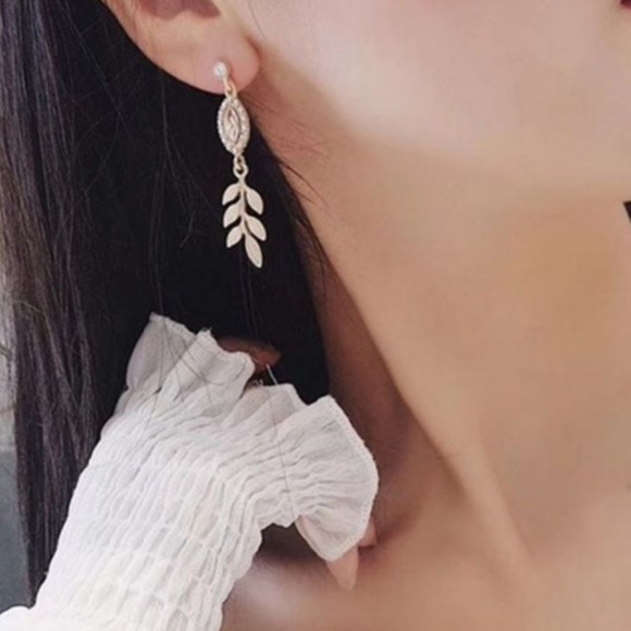 Gold Leaf Earrings w/ Champagne & CZ Accents - Picture 2 of 4